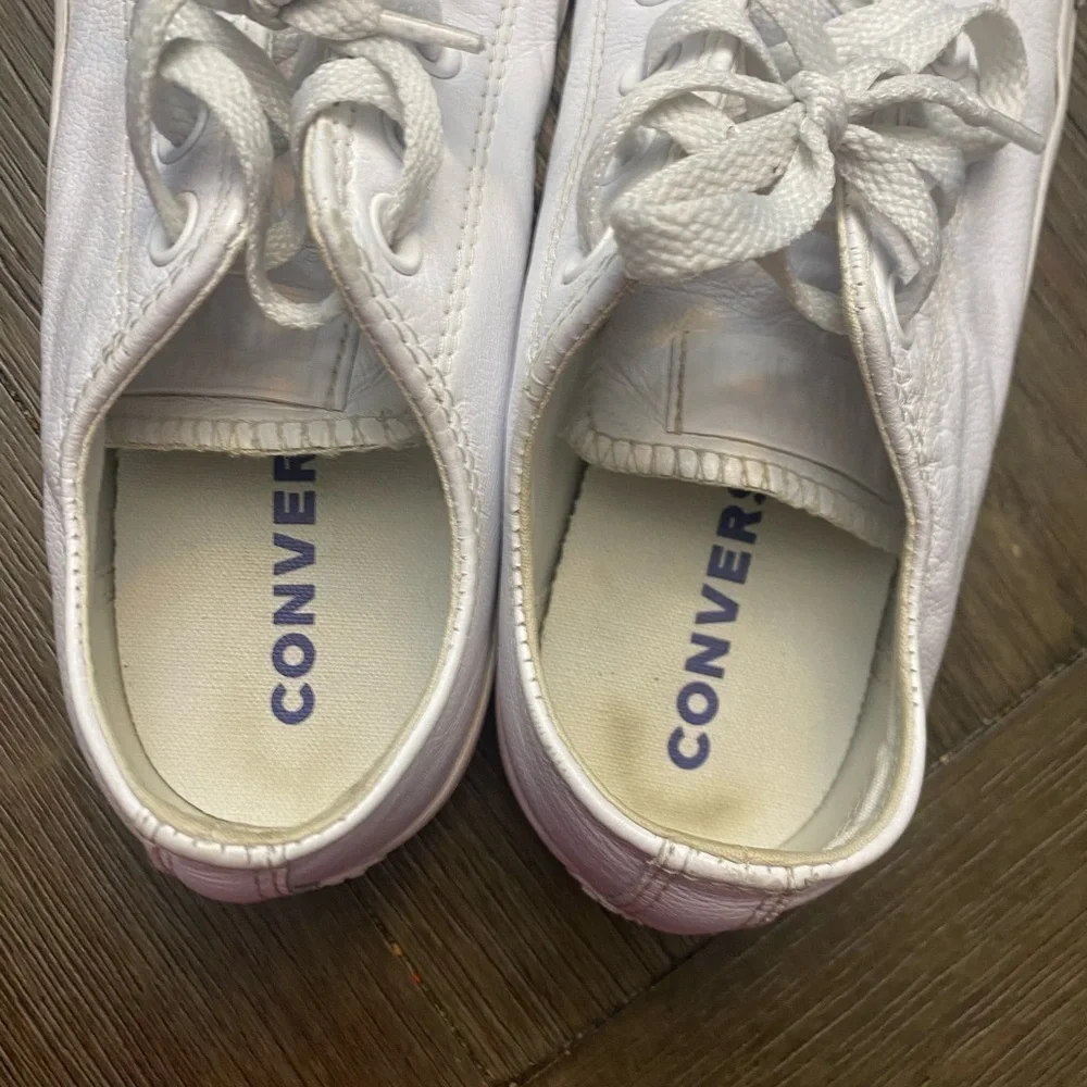 Converse ALL Star White Leather Sneakers Men 6 Women 8 White